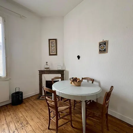 Apartment Pelleport - T2 Avec 1 1 Canape Lit 1 Salle De Bain Bordeaux