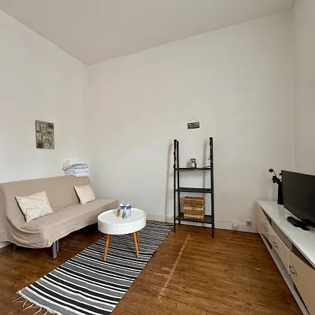 Pelleport - T2 Avec 1 1 Canape Lit 1 Salle De Bain Apartmán *